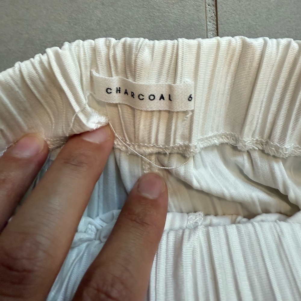 Charcoal Clothing Co Cream Pleated Wide-Leg Pants - Picture 3 of 6